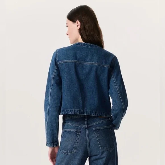 Rag & Bone Drew Denim Jacket
Lightweight Rigid Denim in Adeline - Picture 2 of 8